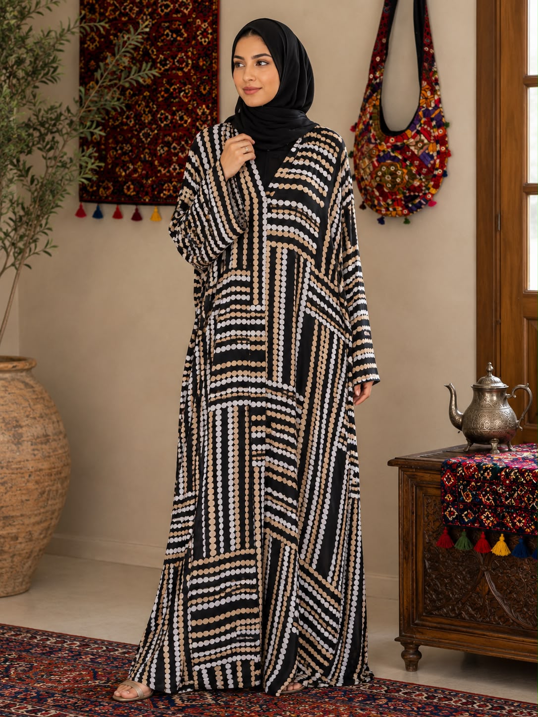 Geometric Luxe Abaya