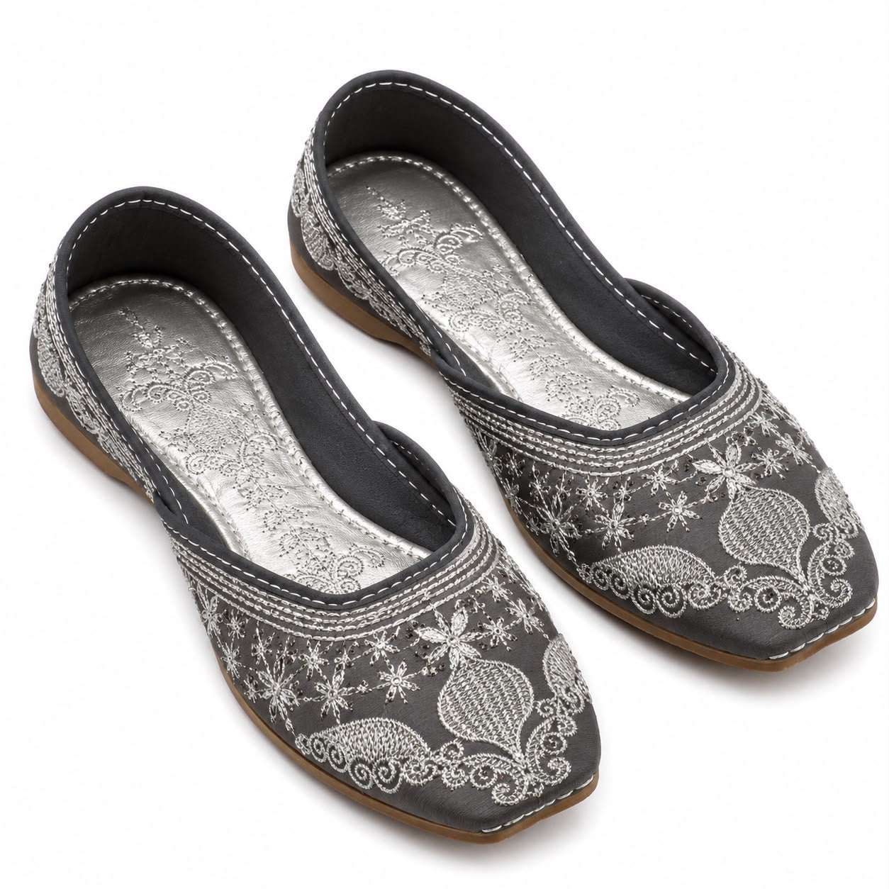 Midnight Silver Embroidered Khussa